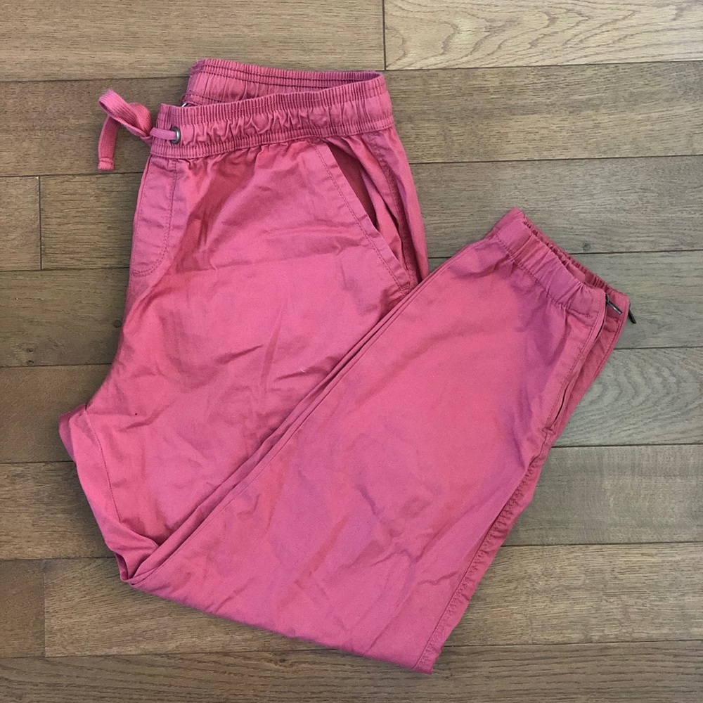 Time And Tru Capris Size 8-10 NWOT